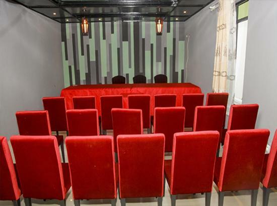 Hotel Kangaroo Μπουζουμπούρα Εξωτερικό φωτογραφία