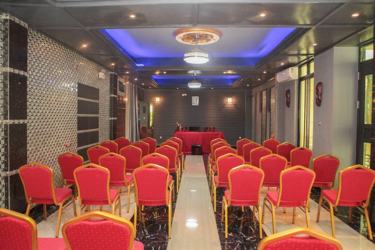 Hotel Kangaroo Μπουζουμπούρα Εξωτερικό φωτογραφία